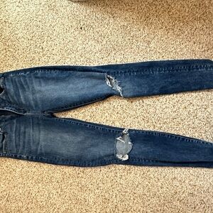 American Eagle Light Blue Jeans